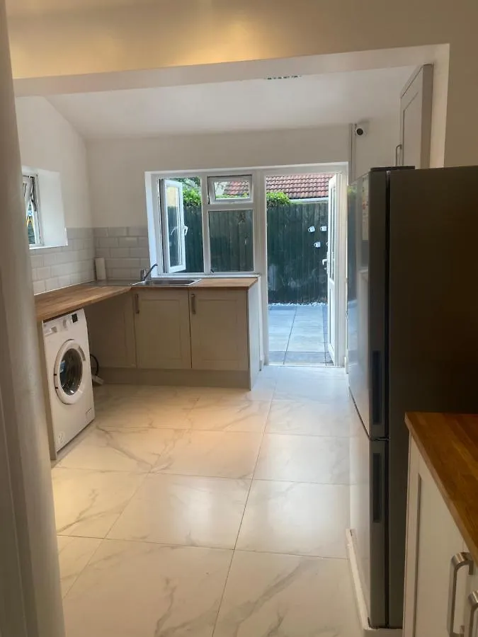 Cosy House In Newham Apartment London 0*,  United Kingdom